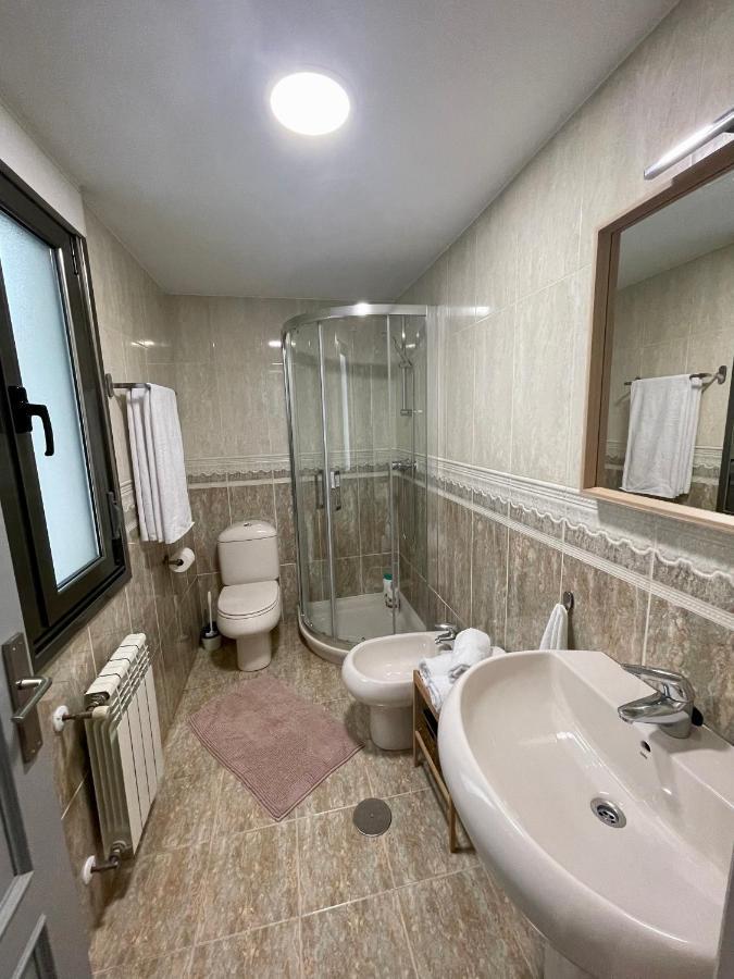Apartamento Jardin De San Feliz / Fontan Oviedo Bagian luar foto